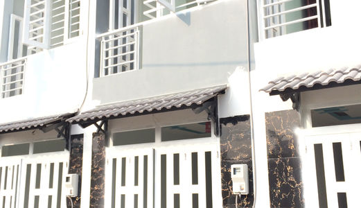 Chính Chủ 1 Trệt, 1 Lầu Hẻm Xe Hơi 6M Đường Tô Ngọc Vân, Quận 12, Hướng Đông Nam