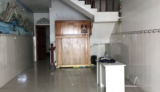 Bán Nhà 1 Trệt 2 Lầu Kdc Long Thịnh - Hướng Đông Bắc - Lg 13.5M - Giá 2 Tỷ 100 Triệu - Lh 0986 184