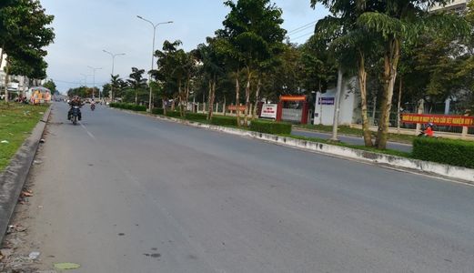 ​Bán Nền Mặt Tiền Nguyễn Văn Cừ Cồn Khương Dt 20M X 41M Giá 12 Tỷ.