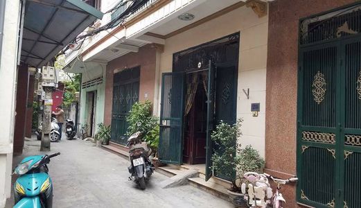 Bán Nhà Cát Linh, Đống Đa 6.5 Tỷ 4 Tầng 62M2 Ngõ Ô Tô