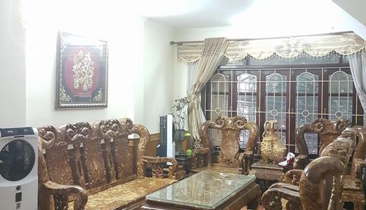 Bán Nhà Măt Phố Linh Lang 56M 5 Tầng Mt 6M Giá 7 Tỷ.