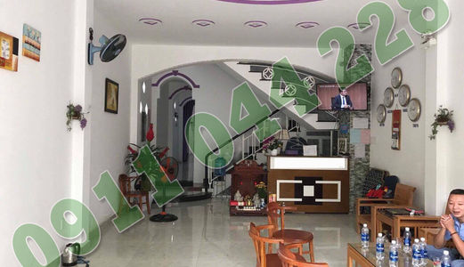 Cho Thuê Khách Sạn 4 Tầng Đường Nguyễn Xuân Khoát Song Song Phạm Văn Đồng, 60Tr, Lh 0911044228  