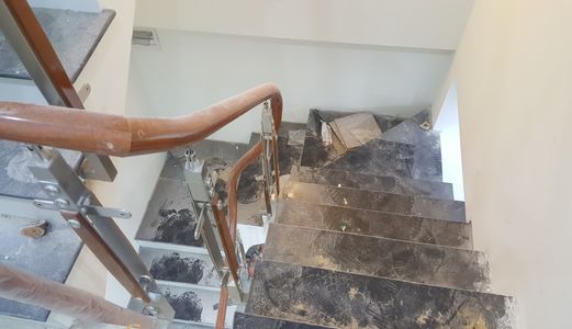 Cho Thuê Từng Tầng Nhà 5 Tầng Ngõ Rộng Phố Lê Thanh Nghị, Giá 8,5Tr/tháng