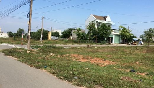 Cần Sang Gấp Lô Đất Mặt Tiền Thông Chợ 750m2 Thổ Cư 100%, Sổ Riêng