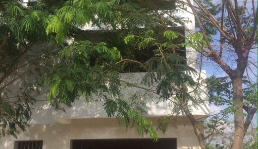 Bán Nhà Mặt Phố Đường Rộng 27m, Khu Đô Thị Hưng Gia, 1 Trệt 2 Lầu, Sân Thượng.