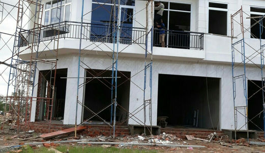 Nhà Mặt Tiền Phan Văn Hớn 1 Trệt 2 Lầu, 3 Pn, Shr, Giá 950 Tr, Trả Góp 18 Tháng 0 Ls. Lh: 0933367703