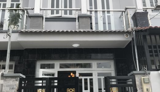 Bán Nhà Hẻm 1982 .Dt 4X13M.Hướng Tây .Giá 2.4 Tỷ .