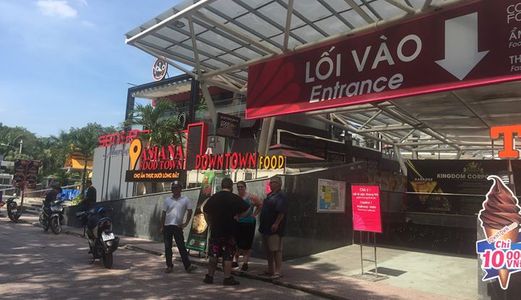 Cho Thuê Mặt Bằng Rộng Mặt Tiền Đối Diện Chợ Trung Tâm Cần Thơ