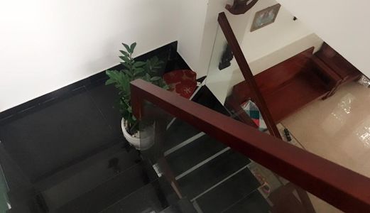 Tôi Bán Nhà  Kiêt Ô Tô. 3 Tầng Đẹp Đường Tiểu La ,Đà Nẵng