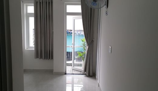 Bán Nhà Đại La Gần Ngã Tư Vọng, 40M2X5 Tầng, 3 Tỷ, Thoáng Hai Mặt.