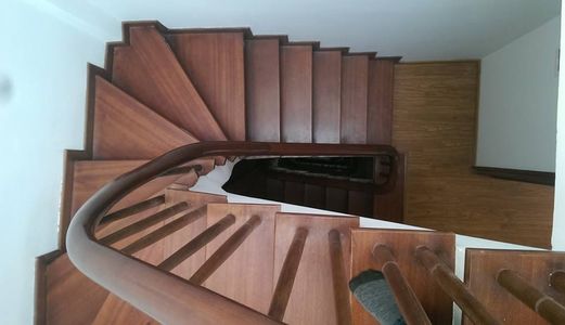 Bán Nhà Đại La Gần Ngã Tư Vọng, 40M2X5 Tầng, 3 Tỷ, Thoáng Hai Mặt.