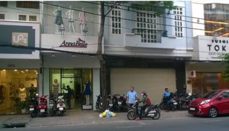 Nhà Mặt Tiền Võ Văn Tần Đoạn 2 Chiều, Quận 3, Dt: 6X18M, 3 Tầng, Giá 35.5 Tỷ