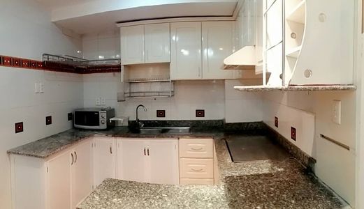 Căn Hộ Hưng Vượng 2, Phú Mỹ Hưng Cần Bán Gấp