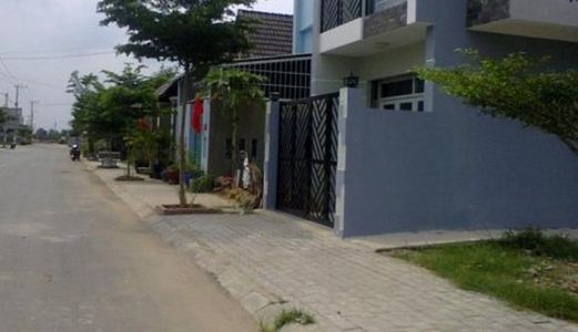 Lô Góc 155M2 Thổ Cư Đối Diện Nhà Hàng Món Huế, Nguyễn Văn Tạo Vào 120M. Lh 0934702918