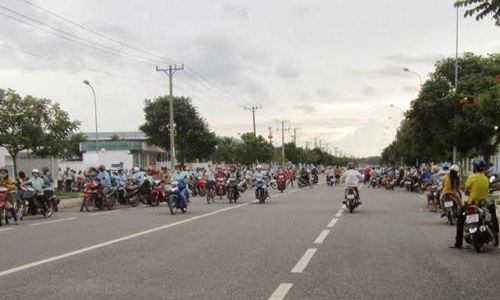 Vỡ Nợ Vợ Chồng Tôi Cần Bán Gấp 360M2 Đất Đô Thị, Gần Chợ Trường Học Thích Hợp Xây Ở, Kinh Doanh Buôn Bán