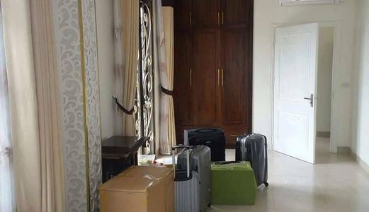 Bán Nhà Mặt Phố Hoàng Cầu 48M. Mặt Tiền 4,6M. Giá 11 Tỷ. 0984506868