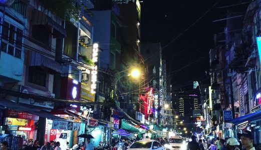 Chủ Nhà Bán Gấp Nhà Mặt Tiền Trệt 4 Lầu Đường Lê Thánh Tôn, Phường Bến Nghé Quận 1 