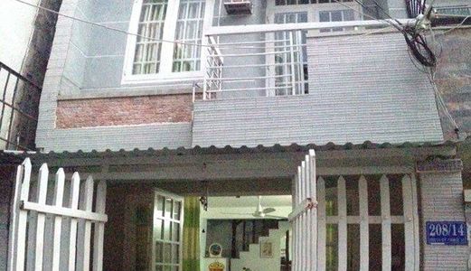 Nhà Sổ Hồng Riêng Chợ  Bình Chợ Q12 Hcm