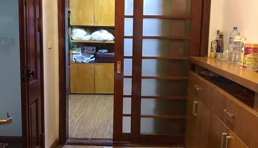 Bán Gấp Nhà Nguyễn Hoàng, 50M2X5T, Ngõ Rộng, Phân Lô, 4,45 Tỷ