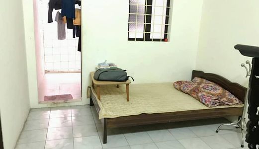 Bán Gấp Nhà Nguyễn Tuân  3 Tầng Giá Chỉ 2 Tỷ