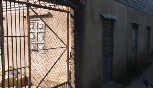 Hai Lô Đất Liền Kề Nhau Nguyễn Văn Tư  Phường 7 Bến Tre. Giá: 1 Tr/m2, Sổ Riêng.