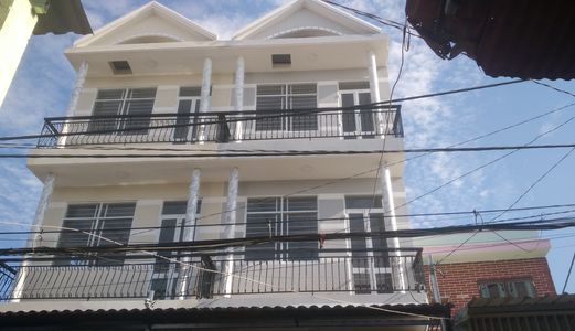 Bán Nhà Giá Rẻ 2 Lầu 4X11M, Hẻm Xe Hơi. Nhà Đẹp 1 Tỷ 740, Mua Nhà Đón Tết Lh 0166.346.4049