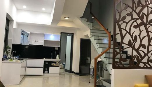 Bán Nhà 2 Tầng Đep . Kiệt 5 M Đường Cù Chính Lan