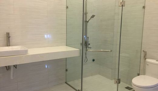 Bán Nhà Tại Ngõ Văn Cao, Quận Ba Đình. Diện Tích 60M2, 4 Tầng, Mặt Tiền 4.5M, Giá 6.5 Tỷ.