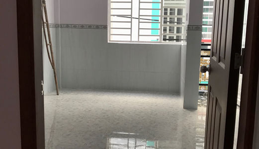 Hàng Hot! Nhà 2 Lầu Cao Cấp, Phường Thạnh Xuân, Cách Ngã Tư Ga 2 Km