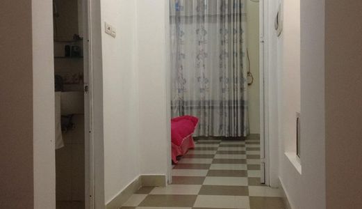 Bán Nhà Lạc Long Quân, Tây Hồ, 45M2 X 4T, Cách Ô Tô 60M, 2.8 Tỷ, Còn Đẹp