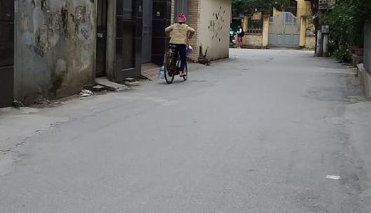 Bán Đất Trần Quốc Hoàn, 55M2, Mt 4,5M, 10 Tỷ, Ngõ Ô Tô 6M, Cách Phố 50M, Vị Trí Đẹp