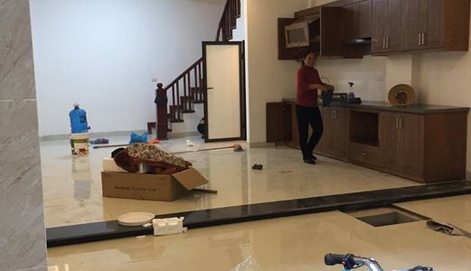 Bán Nhà Phân Lô Lạc Long Quân, Cầu Giấy, 50M2, 5 Tầng, Mt 5M, 6.3 Tỷ, Ngõ Thông, Cách Ô Tô 10M