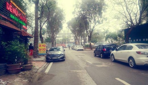 Nhà Xinh Đón Tết - Kinh Doanh Sầm Uất - Xách Vali Vào Ở Luôn !!!!