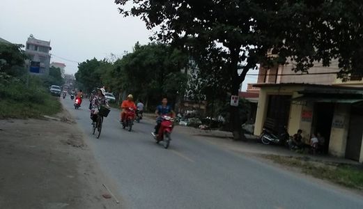 Bán Đất Làng Vàng-Cổ Bi-Gia Lâm.Gần Bến Xe Sắp Khởi Công.Đường Lớn Ô Tô Đi. Lh 0976955619