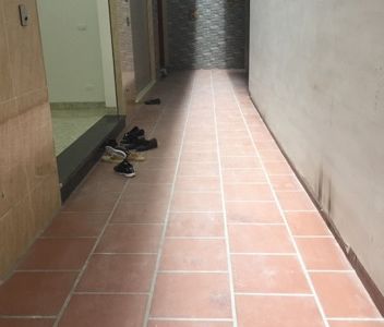 Bán Đất Mặt Ngõ Võng Thị, Tây Hồ: 1,75 Tỷ, 32M2, Mt 4M, Cách Ô Tô 20M, Gần Hồ Tây