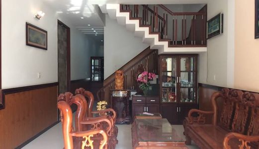 Cho Thuê Nhà Mới 3 Lầu Đồ Đạc Cao Cấp Gần Xe Ford Cần Thơ Tiện Ở, Vp 14 Triệu