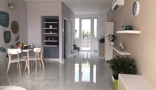 Bán Gấp Nhà 1 Trệt - 1 Lầu, 2Pn-2Wc, Dt:56M2, Gần Cầu Lớn (Hóc Môn), Tphcm