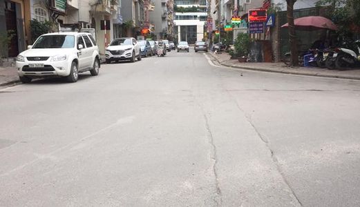 Bán Nhà Vị Trí Đắc Địa, Mặt Phố Trích Sài, 50M2, Mt 7M, 4 Tầng, 18 Tỷ, View Hồ Tây, Kd Sầm Uất