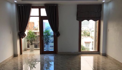 Cần Bán Gấp Nhà 4 Tầng Rất Đẹp Đường Nguyễn Xí – Q. Liên Chiểu