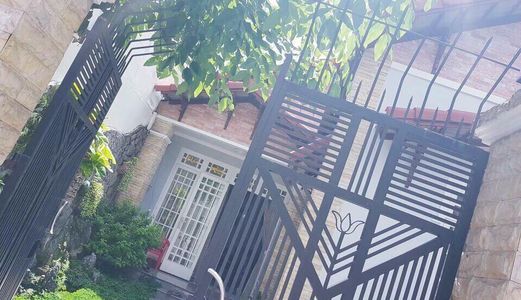 Bán Nhà Kiểu Biệt Thự Mini Hẻm 132 Đường Hùng Vương - Giá 3 Tỷ - Diện Tích: 9M X 19M = 171M2