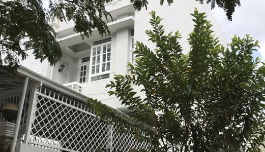 Bán Nhà Khu Dân Cư Phú Mỹ Chợ Lớn .dt 4X24M. Hướng Tây . Giá 6.6 Tỷ . Q7