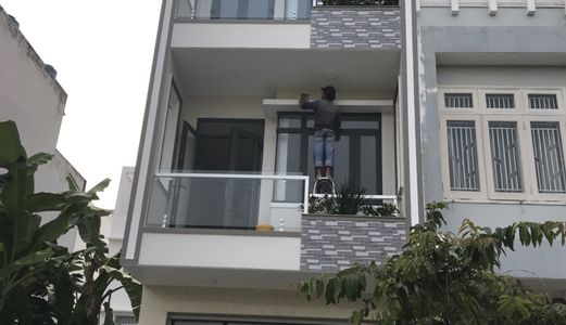 Bán Nhà Khu Công Ích .Dt 4X17.5M.hướng Đông .Giá 6.4 Tỷ .Đường 16M.Q7