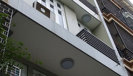 Bán Nhà Đẹp Trần Quốc Hoàn, 62M2, Mt 4,5M, 6 Tầng, 10,3 Tỷ, Gara Ô Tô, 2 Mặt Thoáng