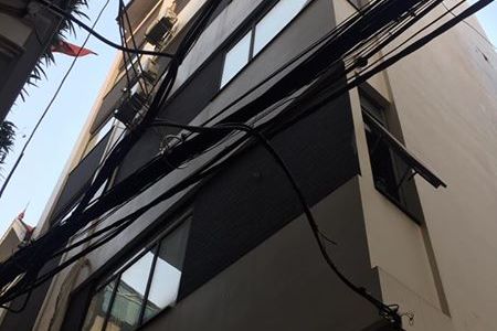 Bán Nhà Lạc Long Quân, 35M2 X 6Tầng, Thang Máy, Kinh Doanh Sầm Uất, Ngõ Thông, 8.2 Tỷ