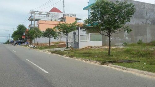 Bán Gấp Vài Lô Đất Cực Đẹp Giá Đầu Tư Vì Chỉ Với 300Tr Mua Đc Đất 750Tr