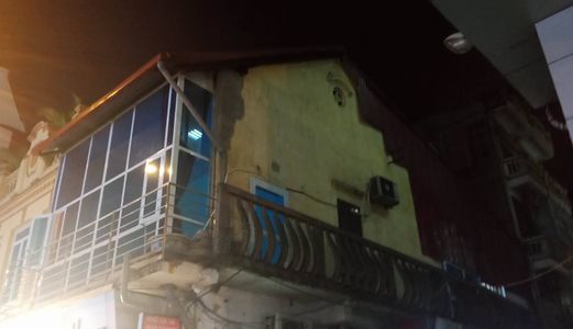 Mặt Phố Bạch Mai – Kinh Doanh – Ô Tô Đỗ Cửa 82M Giá Rẻ 3,3 Tỷ.