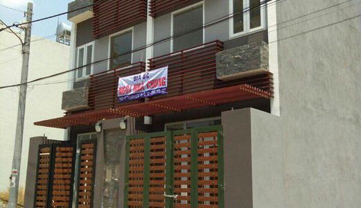 Nhà Phố 1 Trệt 2 Lầu 1 Sẹc Đường Vườn Lài Giá 2 Tỷ 750