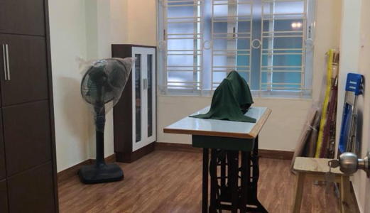 Ô Tô Gần Cửa, Nhỏ Xinh Ở Ngay, Tại Phố Vạn Bảo Trung Tâm Ba Đình, 3 Bước Ra Phố.