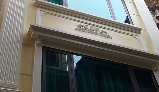 Bán Nhà Hoàng Quốc Việt, 50N2, Mt 5M, Gara Ô Tô, Vỉa Hè, Ngõ Thông, Gần Phố, 9.9 Tỷ