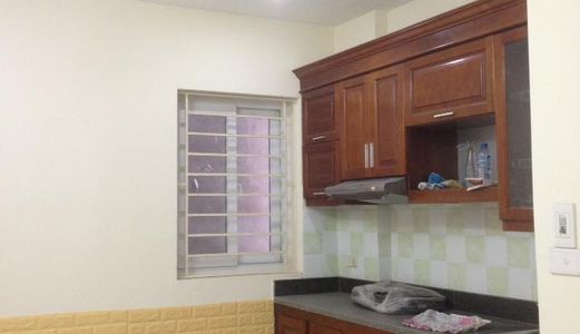 Bán Nhà Hoàng Quốc Việt, 46M2 X 4 Tầng, Ngõ Thông, Thoáng, Cách Bãi Gửi Ô Tô 5M, 4.5 Tỷ